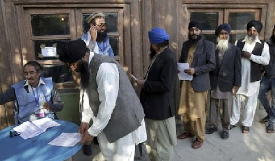 Aφγανιστάν: Πολλές εκρήξεις σε εκλογικά κέντρα της Καμπούλ