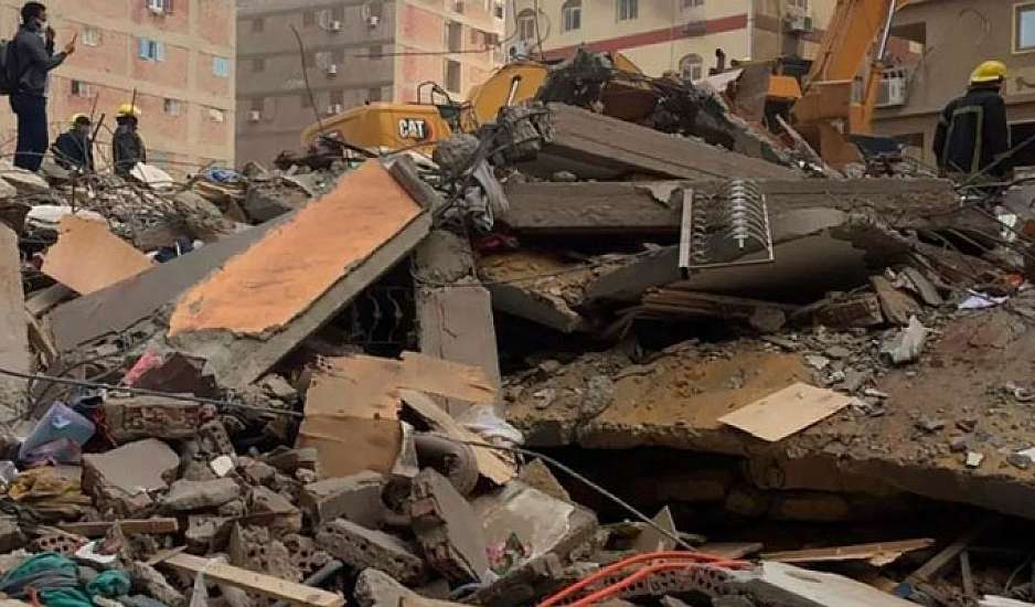 Αίγυπτος: Αυξήθηκε ο αριθμός των θυμάτων από την κατάρρευση κτιρίου