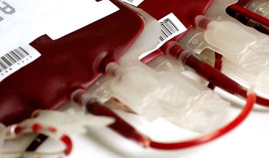 Οι αρνητές αρνούνται μεταγγίσεις αίματος από εμβολιασμένους