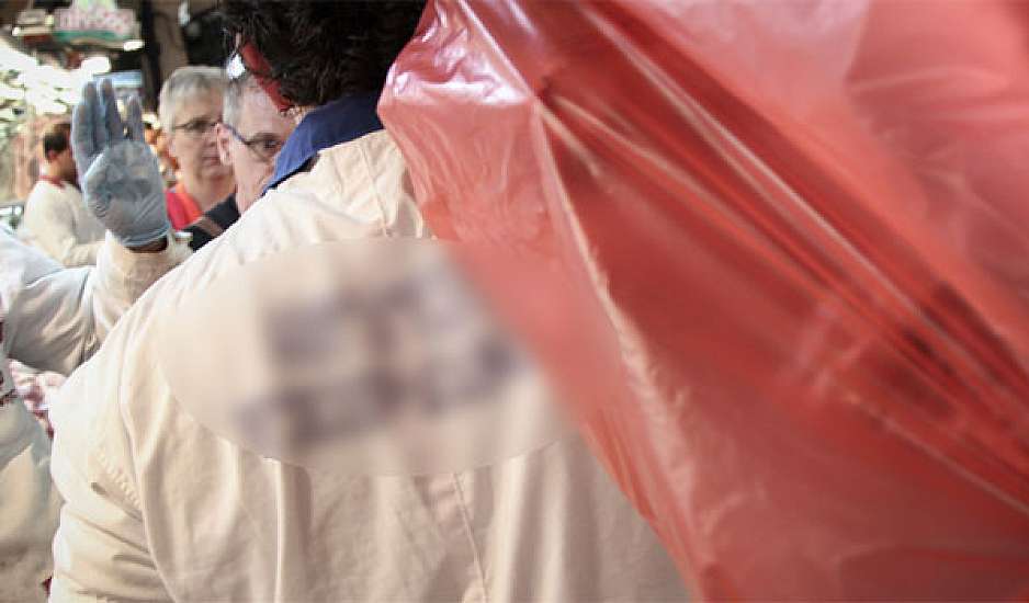 Κατασχέθηκαν 136 κιλά ακατάλληλα κρέατα στον Πειραιά
