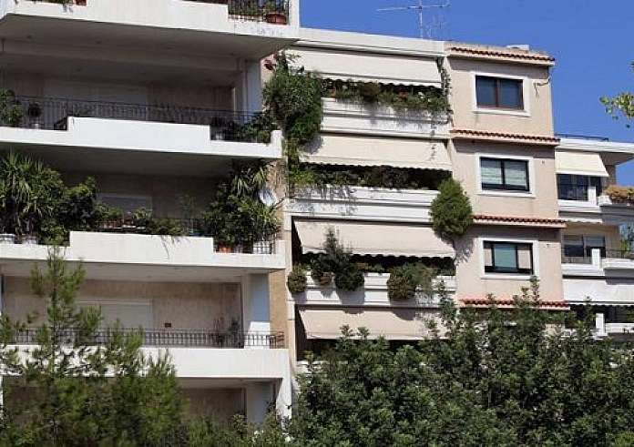 Μεταβιβάσεις ακινήτων: Τι αλλάζει – Νέα δεδομένα για τη φορολογική ενημερότητα