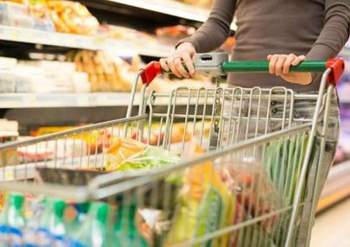 Συνεχίζεται το τσουνάμι ακρίβειας σε βασικά προϊόντα – Ζαλίζει η τιμή του λαδιού