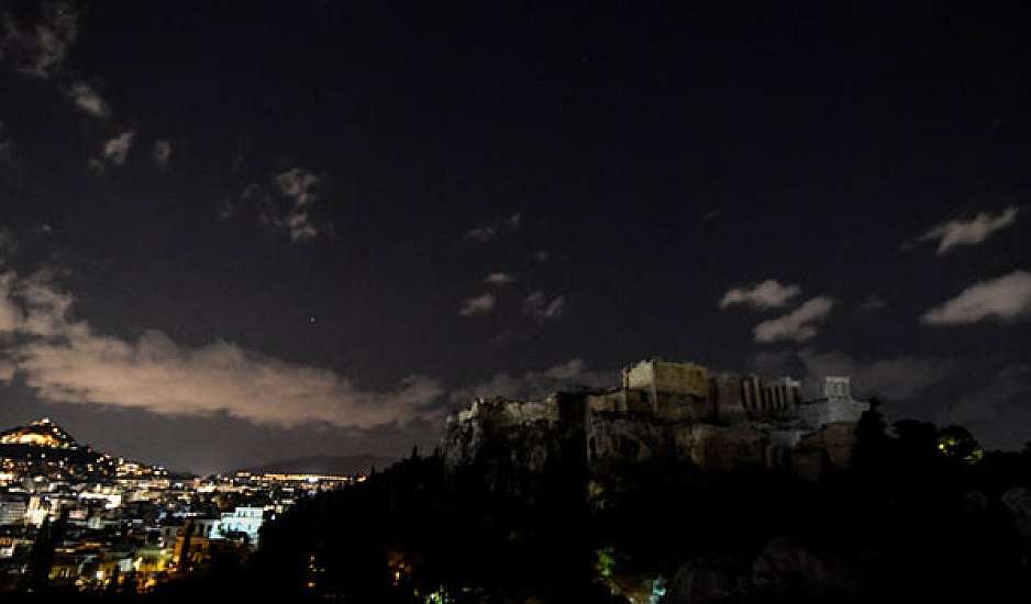 Τι αλλάζει όλο και περισσότερο με τις νύχτες στην Ελλάδα. Το ανησυχητικό φαινόμενο