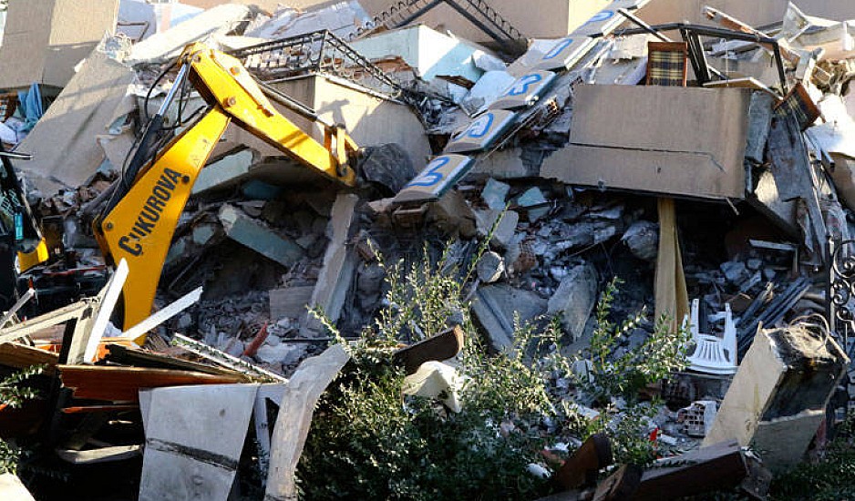 Εκτάκτως στην Αλβανία μετά τον σεισμό ο Νίκος Δένδιας και ο Ευθύμιος Λέκκας