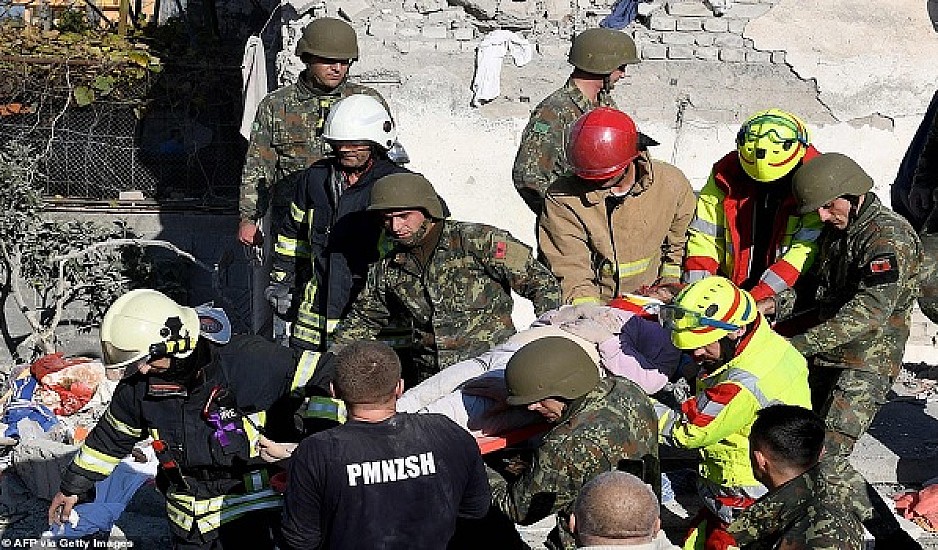 Αλβανία: Στους 30 οι νεκροί του φονικού σεισμού - Άγνωστο πόσοι βρίσκονται θαμμένοι στα συντρίμμια