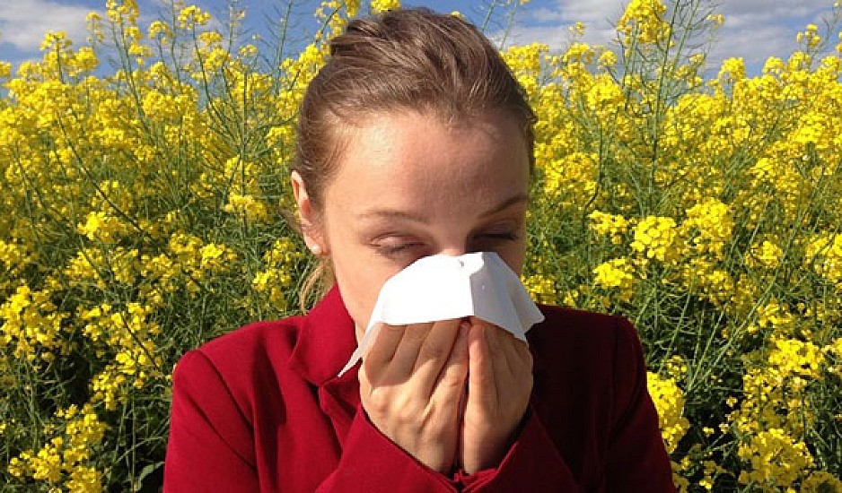 Τσιόδρας: Πως να ξεχωρίσετε την αλλεργία από τον κορονοϊό