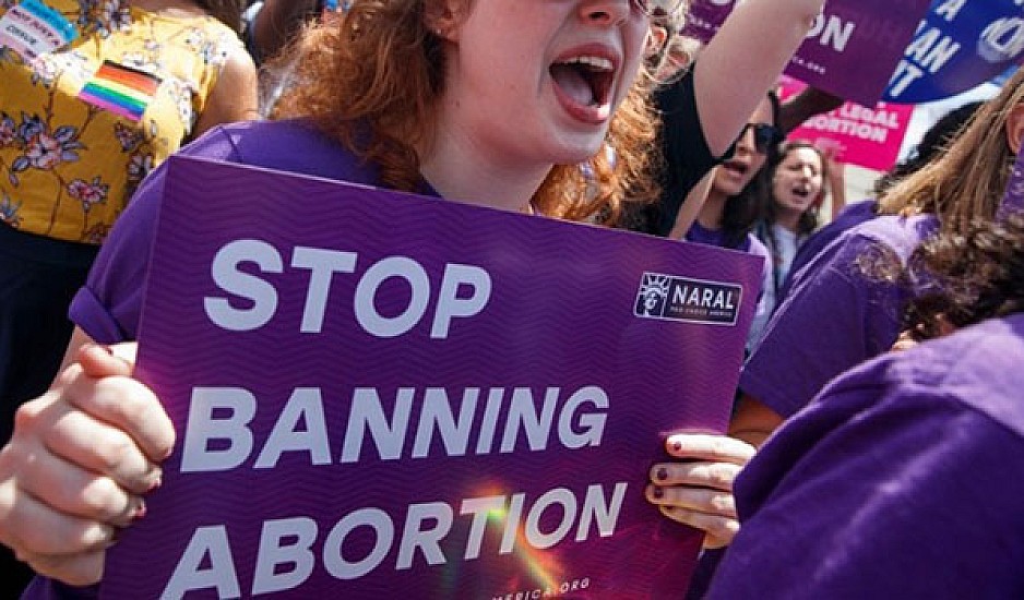 ΗΠΑ: Επιστροφή στον Μεσαίωνα – Δεν προστατεύεται το δικαίωμα στην άμβλωση