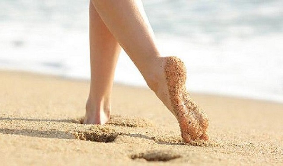 Περπάτημα στην άμμο: 7 λόγοι για να το εφαρμόσετε