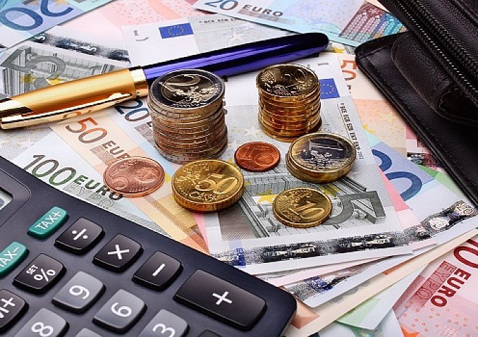 Αναδρομικά: Ποιοι συνταξιούχοι θα πάρουν έως 1.764 ευρώ τον Απρίλιο