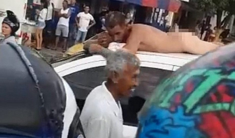 Απιστος άντρας ξάπλωσε γuμνός σε οροφή αυτοκινήτου για τον συγχωρέσει η σύντροφός του
