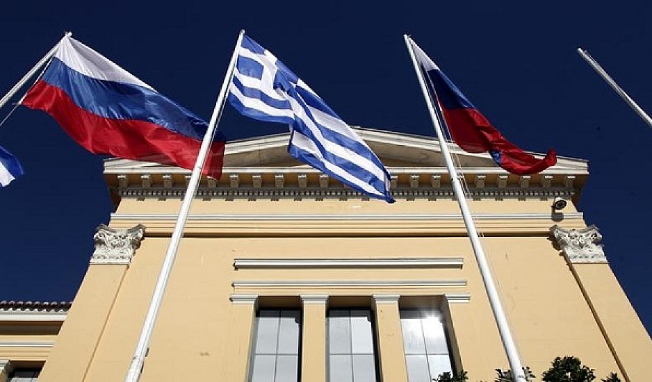 Reuters: Η Ελλάδα είχε ενημερώσει τη Ρωσία ότι θα απελάσει Ρώσους διπλωμάτες