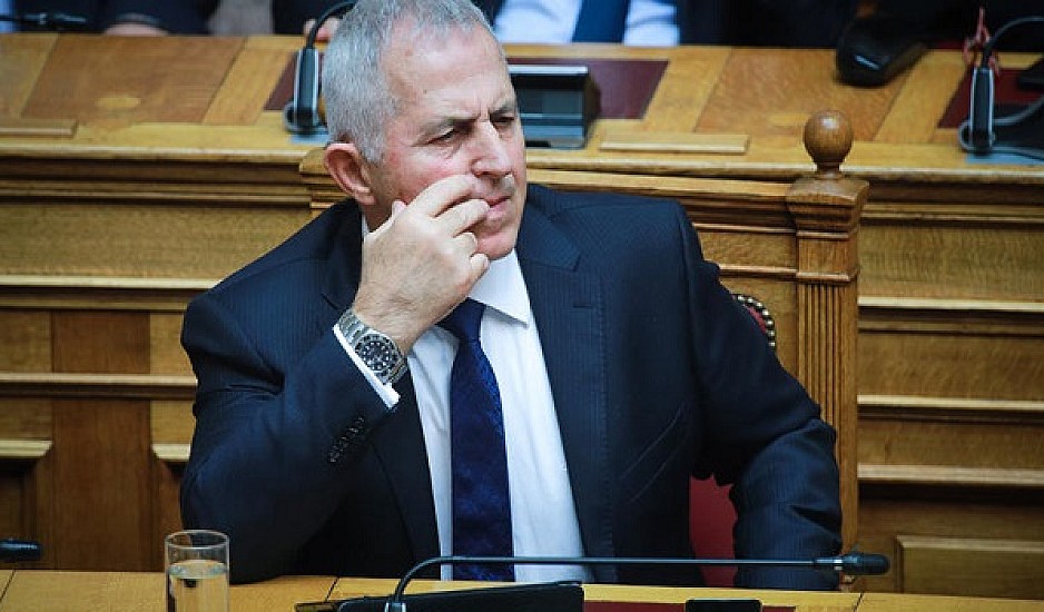 Κυβερνητικές πηγές: Ο Αποστολάκης ζήτησε να γίνει υπουργός κι όχι αναπληρωτής