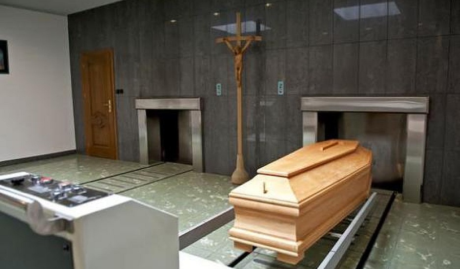 Ηχηρό όχι της Ιεράς Συνόδου στην αποτέφρωση: Όσοι την επιλέγουν δεν θα τύχουν κηδείας
