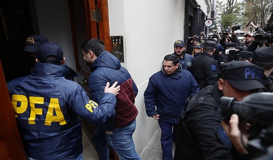 Έφοδος της αστυνομίας στο σπίτι της πρώην προέδρου της Αργεντινής