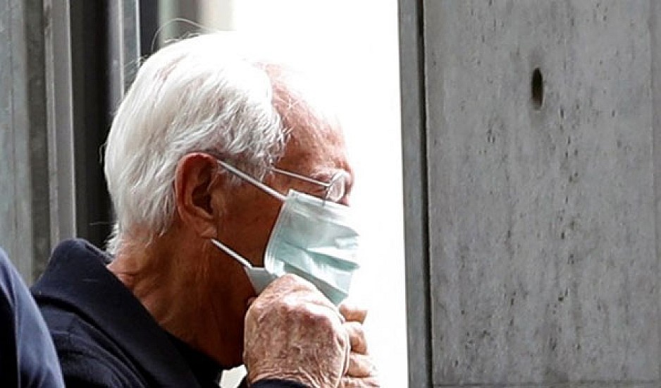 Κορονοϊός: Ο Τζόρτζιο Αρμάνι έβαλε τη μάσκα του - Κεκλεισμένων των θυρών η κολεξιόν