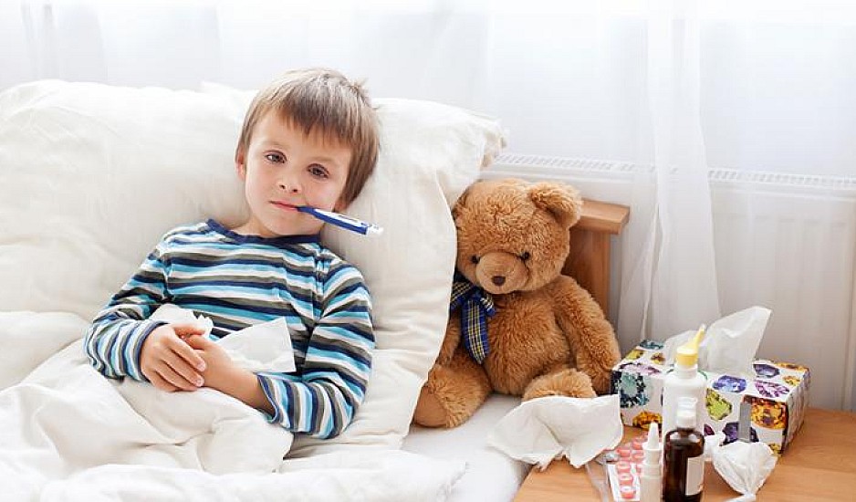 Τι να κάνετε αν το παιδί σας αρρωστήσει στις διακοπές