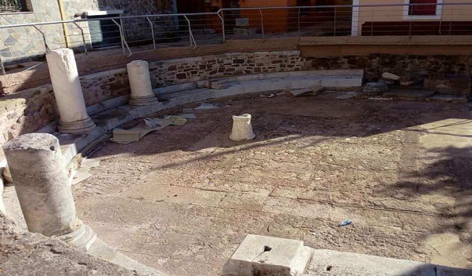 Λέσβος: Καταστροφές από αναμμένα κεριά σε αρχαιολογικό χώρο