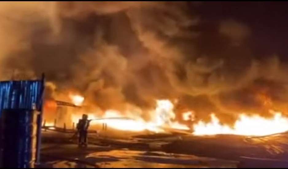 Ασπρόπυργος: Κινητοποίηση της Πυροσβεστικής - Σηκώθηκαν εναέρια μέσα