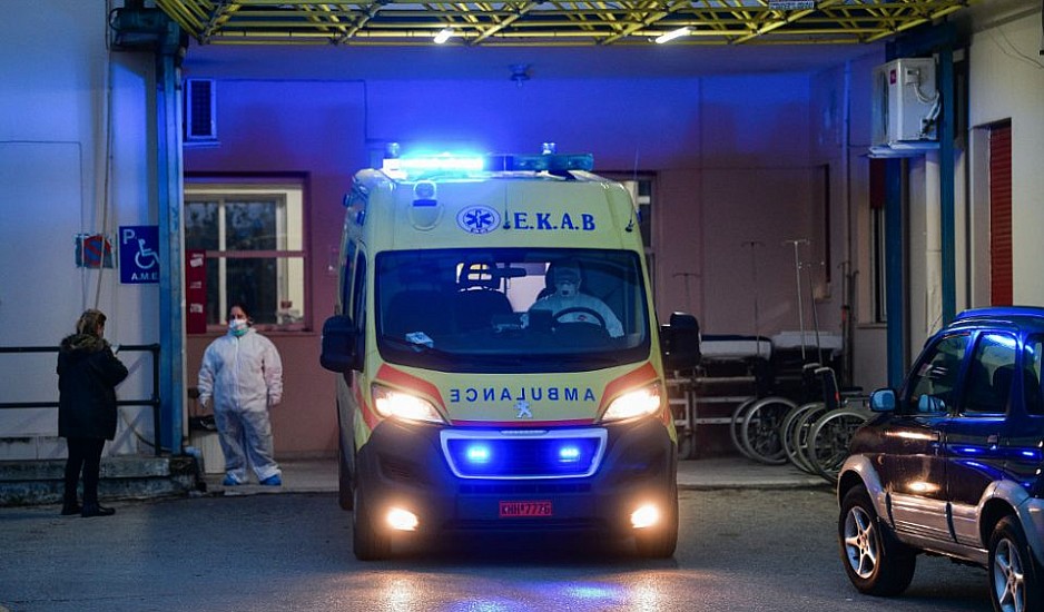 Τραγικό τροχαίο στην Εύβοια - Ηλικιωμένος παρασύρθηκε από αυτοκίνητο