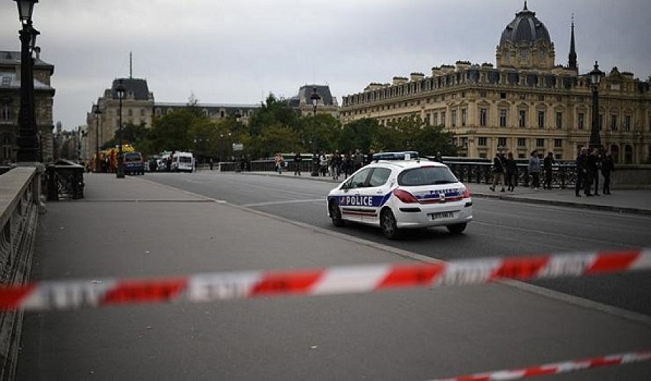 Μακελειό στο Παρίσι: Νεκροί πολίτες από επίθεση με μαχαίρι και ο δράστης από πυρά αστυνομικών