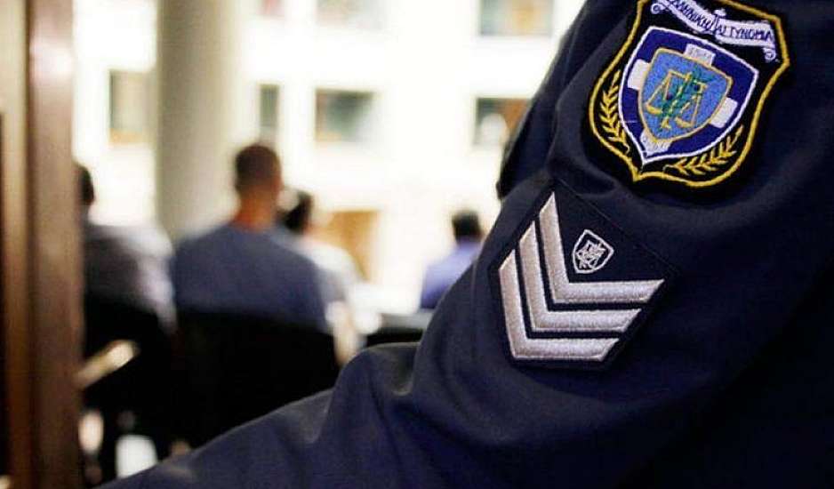 Θεοδωρικάκος: 700 νέοι αστυνομικοί αναλαμβάνουν υπηρεσία στην Αττική