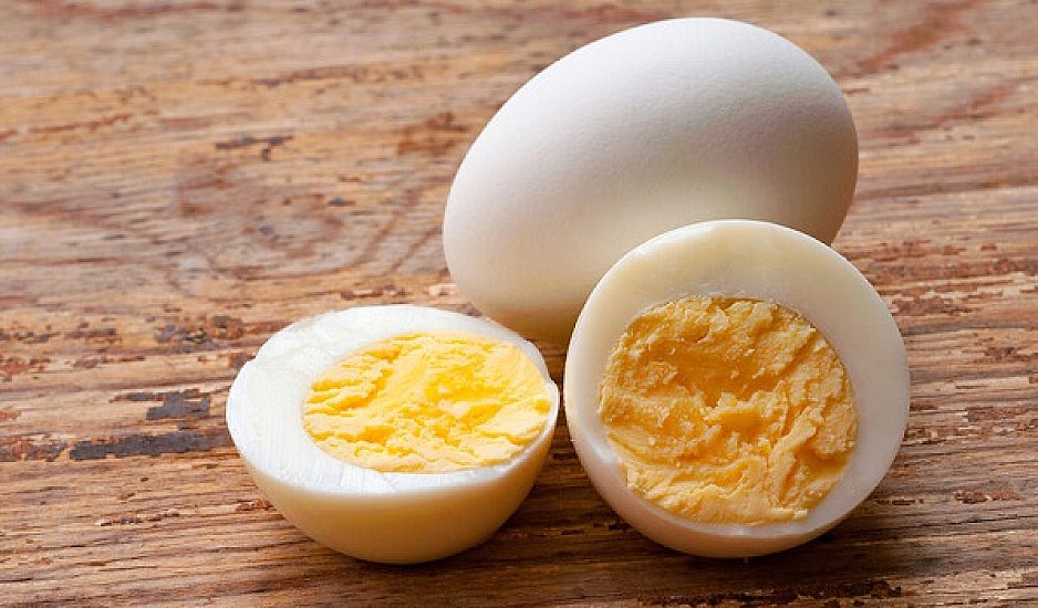 Βραστό αυγό: Αυτά είναι τα οφέλη από την καθημερινή του κατανάλωση