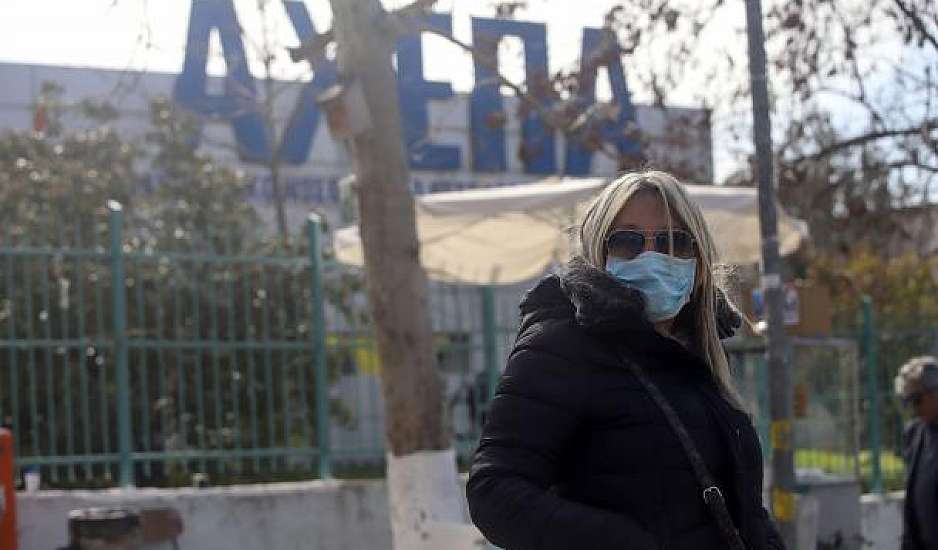 Καταγγελία ειδικευόμενου γιατρού στο ΑΧΕΠΑ: «Έχω συμπτώματα, δεν μου κάνουν τεστ»