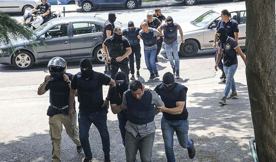 Αχρησιμοποίητα τα όπλα των δύο ληστών στο ΑΧΕΠΑ της Θεσσαλονίκης