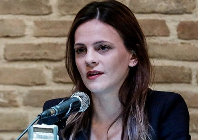 Έφη Αχτσιόγλου: Η αθλιοτητα τελειώνει εδώ – Συκοφαντίες ότι υπονομεύω τον Τσίπρα – Να πάρει θέση ο Κασσελάκης