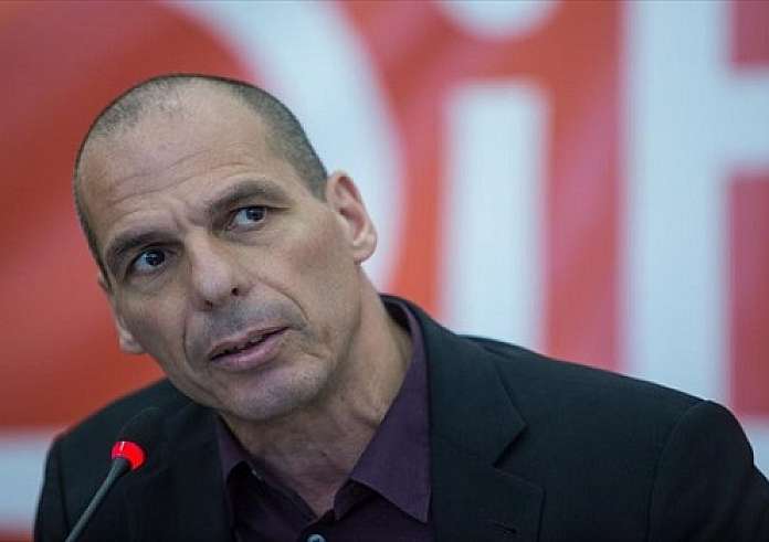 Βαρουφάκης: Η κυβέρνηση θέλει να δημιουργήσει Μόριες σε όλη τη χώρα - Οι επενδύσεις είναι χαμηλότερες από ποτέ