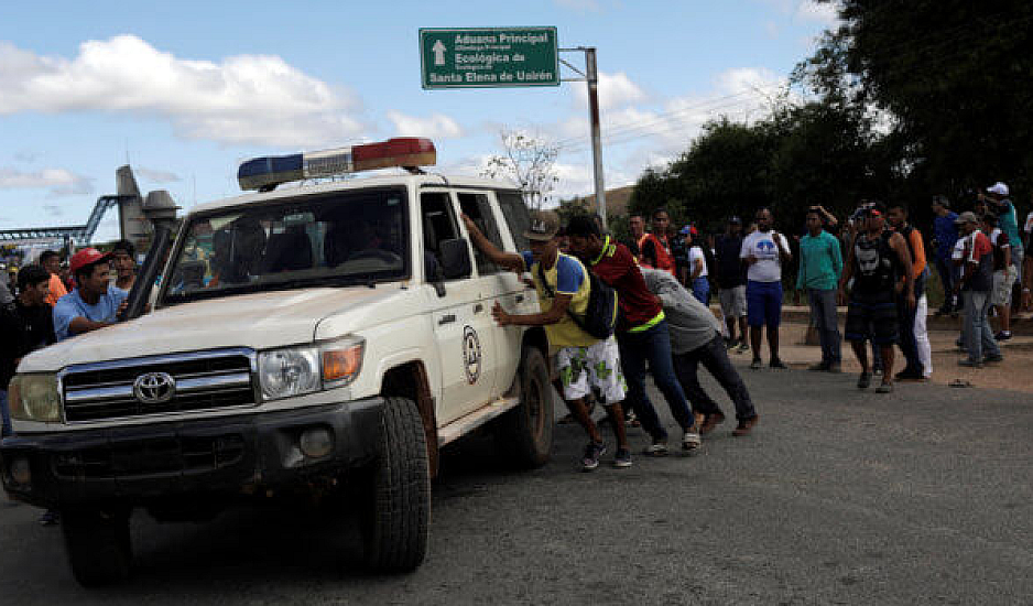 Βενεζουέλα: Άνοιξαν πυρ στα σύνορα με τη Βραζιλία