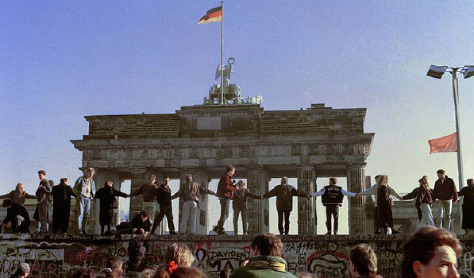 Μέρκελ: Ήμασταν ευτυχισμένοι στην Ανατολική Γερμανία αλλά κάναμε συμβιβασμούς