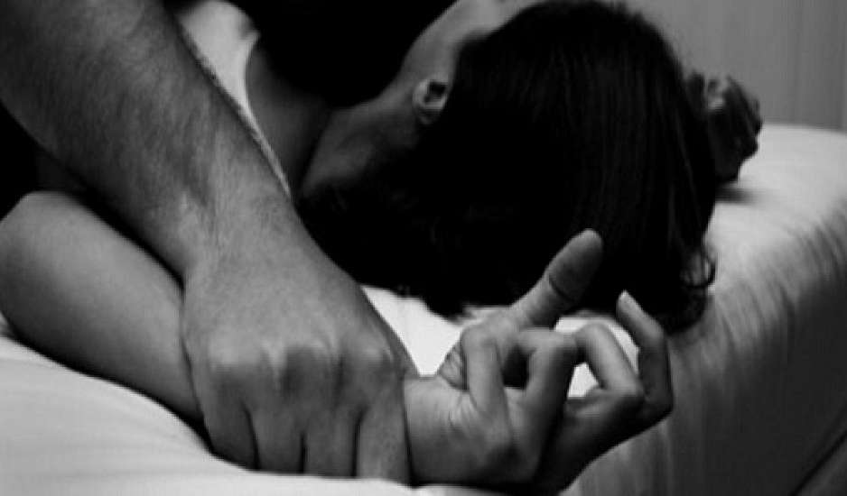 Σύρος: Βιασμό κατήγγειλε  31χρονη από τον εργοδότης