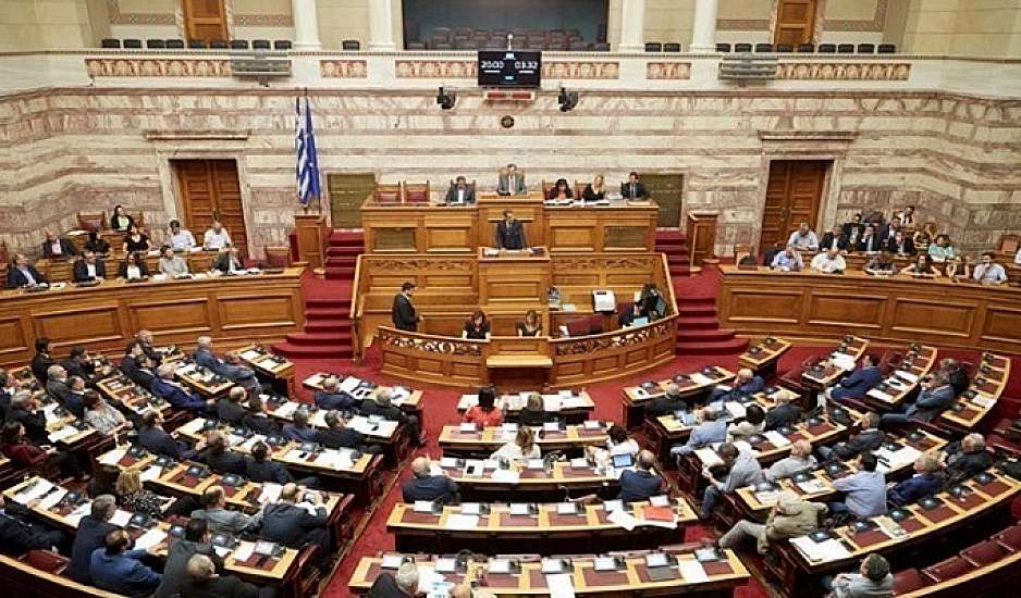 ΣτΕ:  Νόμιμα τα sms και email κατά τη διάρκεια της προεκλογικής περιόδου - Δικαιώθηκαν 3 υποψήφιοι βουλευτές