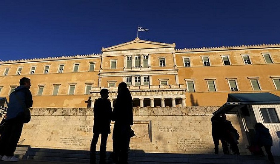 Pubic Issue: Τι λένε οι πολίτες για συμφωνία των Πρεσπών και ελληνοτουρκικά