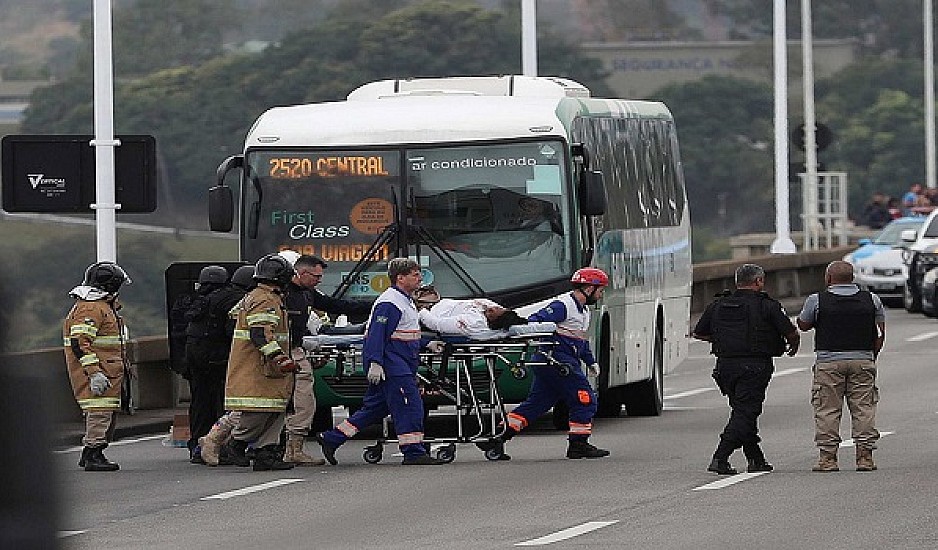 Βραζιλία: Ένοπλος κρατά ομήρους 16 επιβάτες λεωφορείου