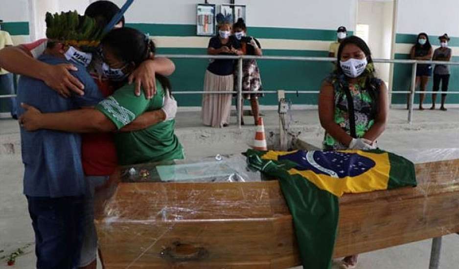 Βραζιλιάνα μητέρα έχασε τρία παιδιά μέσα σε ένα μήνα από κορωνοϊό