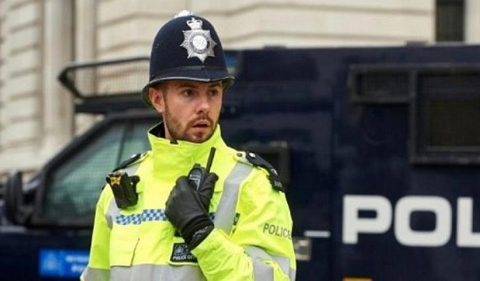 Βρετανία: Συνέλαβαν άνδρα με την υποψία ότι πέταξε αυγά στον Βασιλιά Κάρολο