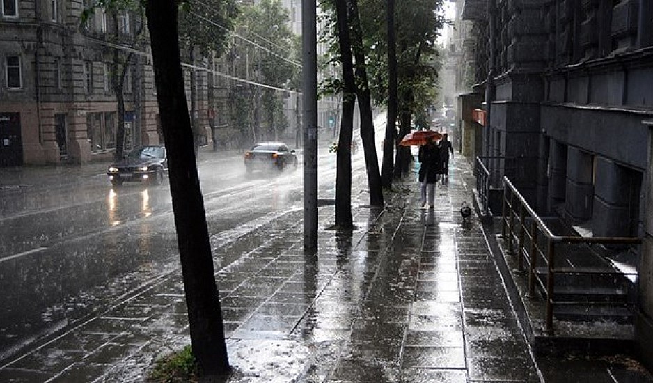 Καιρός: Βροχές και τοπικές καταιγίδες τη Δευτέρα, με υποχώρηση της θερμοκρασίας