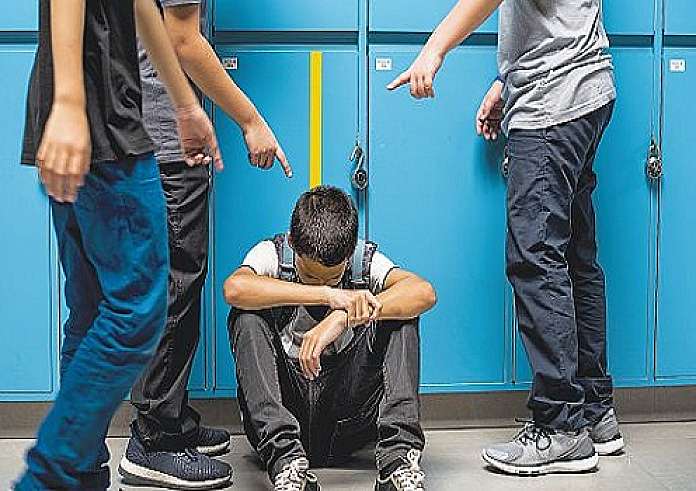 Πιερρακάκης: Επανέρχεται η 5ήμερη αποβολή για bullying στα σχολεία