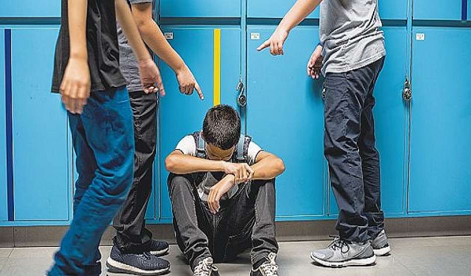 Πιερρακάκης: Επανέρχεται η 5ήμερη αποβολή για bullying στα σχολεία