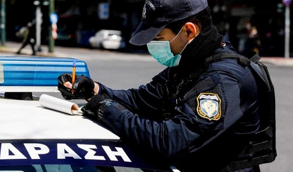 Κορονοϊός: Αρνητής μάσκας έδειρε αστυνομικό στην Κέρκυρα
