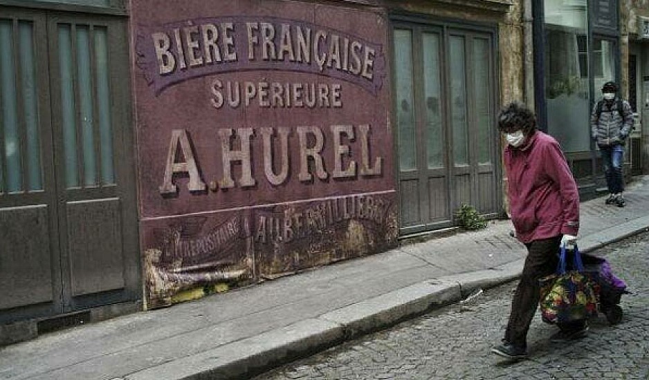 Γαλλία: Από τα μπαλκόνια και τα μέσα κοινωνική δικτύωσης θα τιμήσουν την Εργατική Πρωτομαγιά