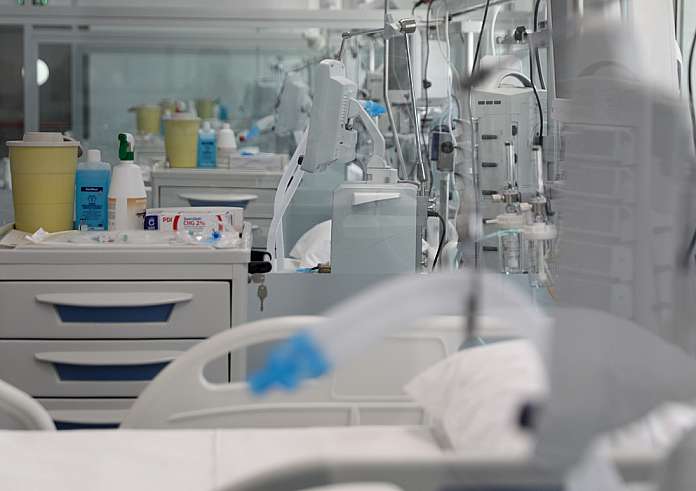 Πού οφείλεται η καλοκαιρινή έξαρση του κορονοϊού, οι 4 παράγοντες – «Ζούμε ημέρες του 2022 δυστυχώς στα νοσοκομεία»