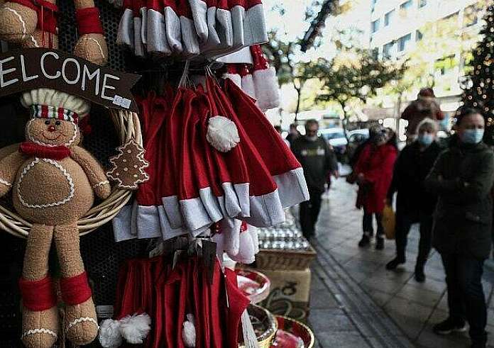 Εορταστικό ωράριο: Πότε αρχίζει, ποιες Κυριακές θα είναι ανοιχτά τα καταστήματα