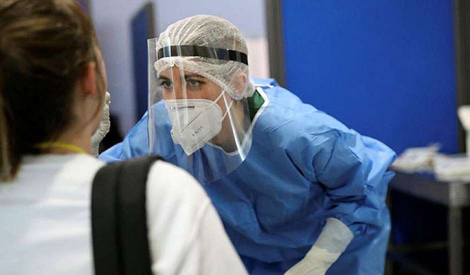 Συναγερμός στη Βόρεια Εύβοια: Πάνω από 80 Σέρβοι τουρίστες ελέγχθηκαν για κορονοϊό
