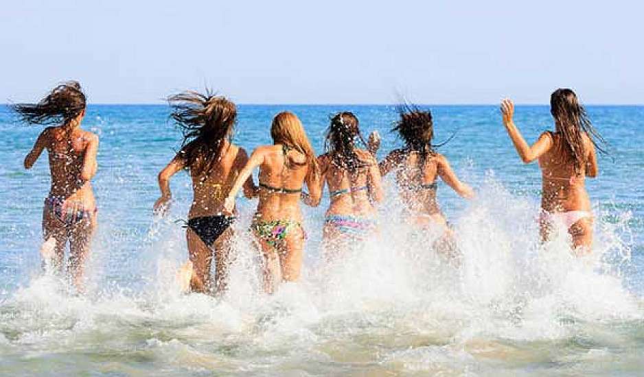 Πώς θα πάρετε το νέο voucher 200 ευρώ για διακοπές. Ξεκινούν οι αιτήσεις