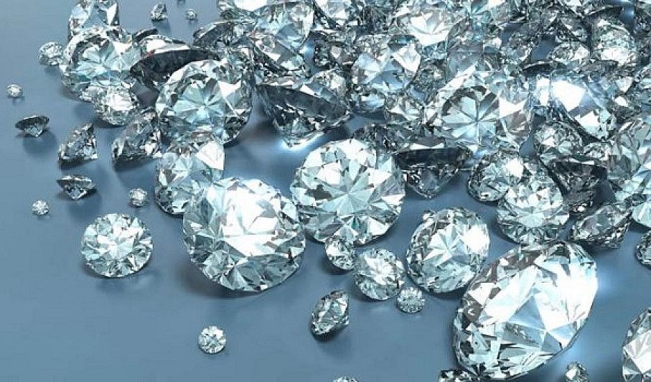 Πάτρα: Έκλεψαν πουγκί με άκοπα διαμάντια από σπίτι 60χρονης