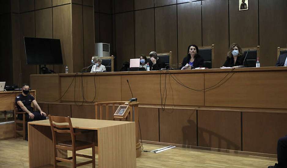 Δίκη Χρυσής Αυγής: Το απόγευμα αποφασίζει το δικαστήριο για τα ελαφρυντικά. Το βράδυ οι ποινές