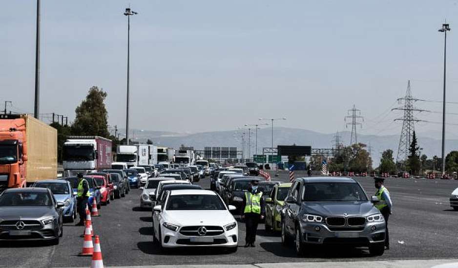 Σημειωτόν η επιστροφή για τους εκδρομείς του Πάσχα: «Στο κόκκινο» η κίνηση στις εθνικές οδούς – Πού υπάρχει μποτιλιάρισμα